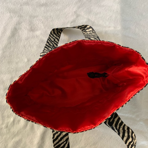 Jim Thompson Drawstring Silk Tote Zebra Print with Red Interior - Handbag Purse - Picture 4 of 8